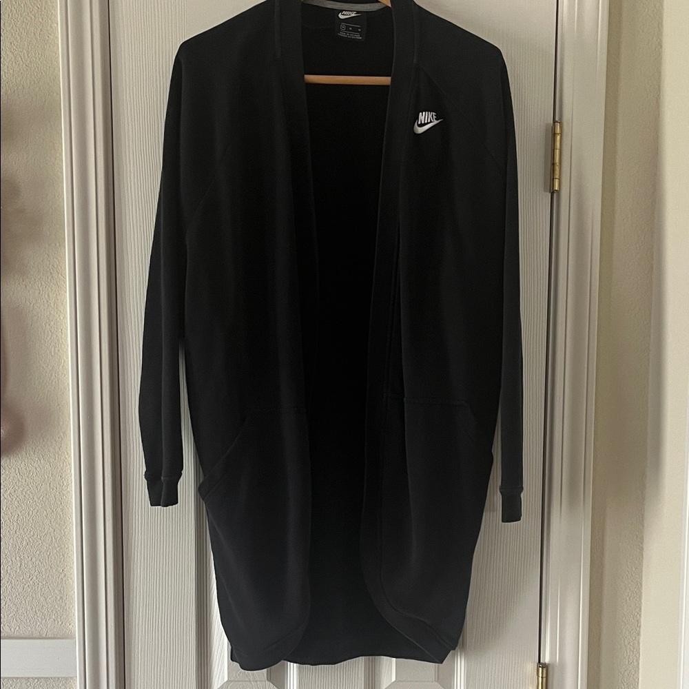 Nike Loose Fit Medium Black Open-Front Cardigan